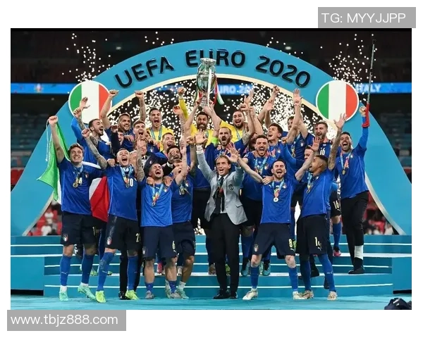 足球球星卖房成为热议话题 球迷关注背后真实原因与市场反响